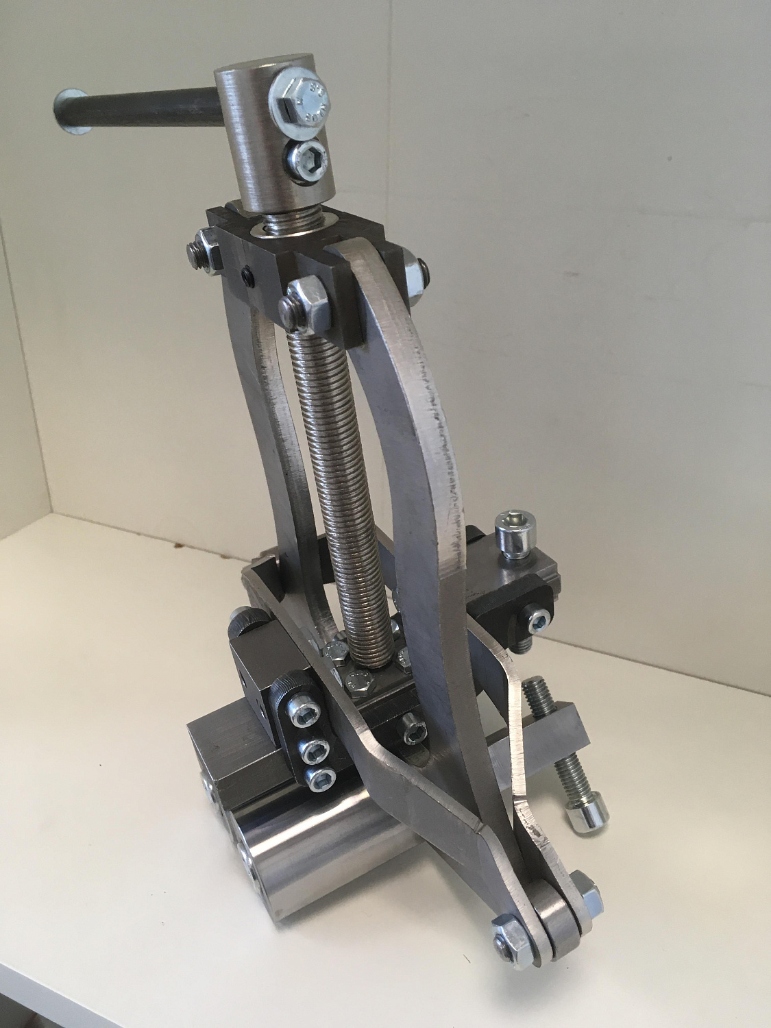 Трехточечный центратор TЭKK.3Т170